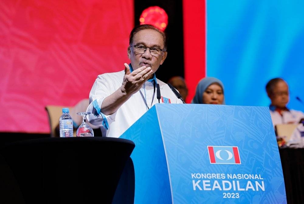 Anwar speaking at the PKR National Congress 2023 at PICC today